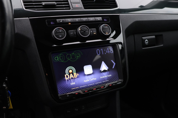 Volkswagen Caddy 1.4 TSI Highline DSG 7-Míst