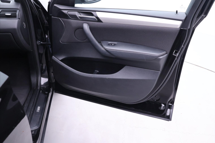BMW X3 2.0 20d 135kw xDrive  Kůže