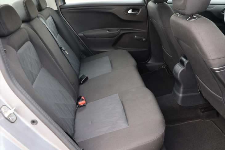 Citroën C-Elysée 1,2 PT Selection Navi 1.Maj