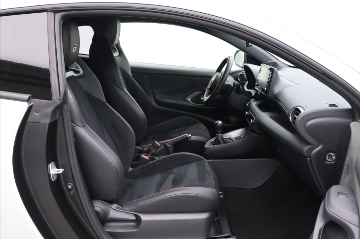 Toyota Yaris 1,6 Turbo AWD GR Four Circuit Pack