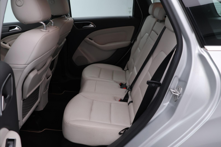 Mercedes-Benz Třídy B 1,5 180CDI 80kW Bi-Xenon Kůže