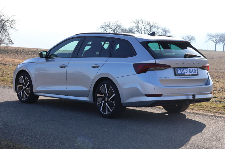 Škoda Octavia 1,0 TSI 81kW Sport Virtual LED