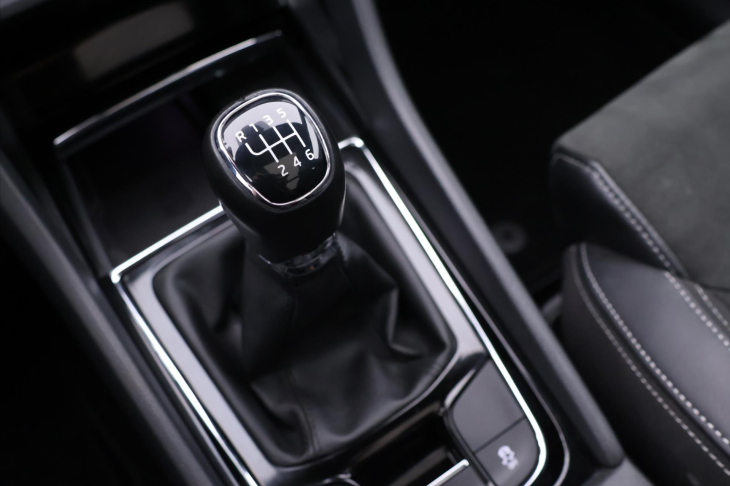 Škoda Kodiaq 1,5 TSI Sportline 7-Míst DPH
