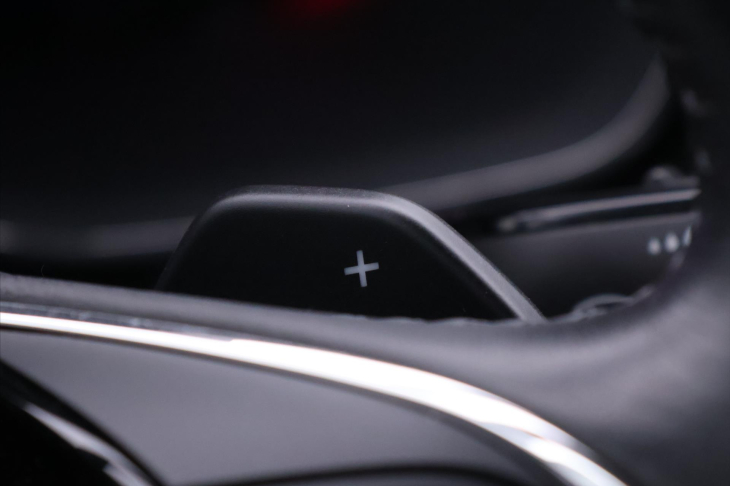 Škoda Octavia 2,0 TDI DSG Navi LED ACC DPH