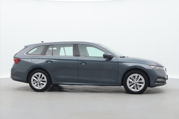 Škoda Octavia 2,0 TDI 110kW DSG Style 4x4 DPH CZ