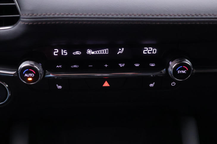Mazda 3 2,0 e-Skyactiv 137kW CZ