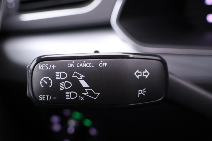 Škoda Superb 2,0 TDI  110kW DSG Tažné DPH