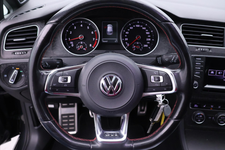 Volkswagen Golf 2,0 TSI 169kW GTI Performance