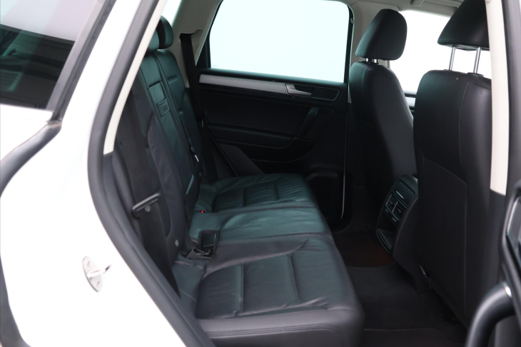 Volkswagen Touareg 3,0 TDI V6 193kW Tiptronic 4M CZ