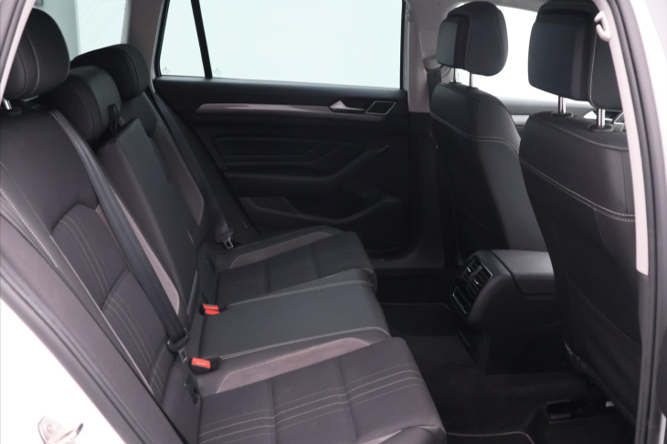 Volkswagen Passat 2,0 TDI 147kW 4M DSG CZ Alltrack