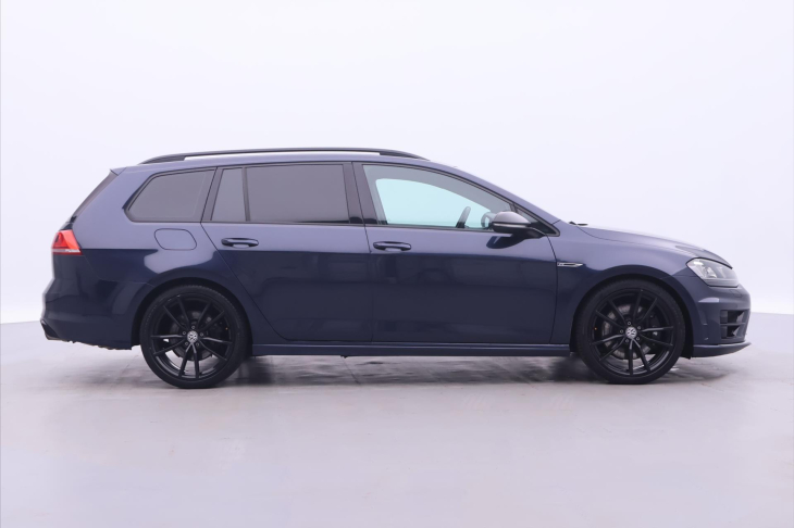 Volkswagen Golf 2,0 TSI R 221kW DSG 4Motion