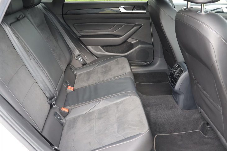 Volkswagen Arteon Shooting Brake 2,0 TSI 206kW R-line DSG DPH CZ