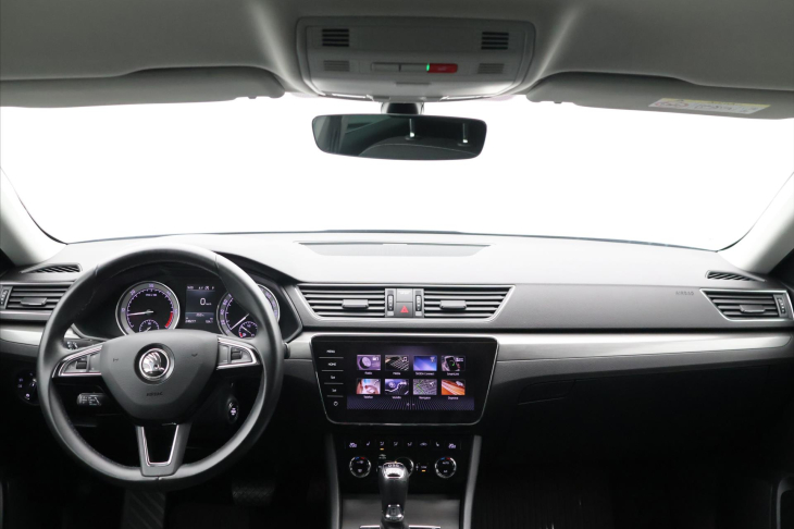 Škoda Superb 2,0 TDI 140kW Style 4x4 DSG CZ