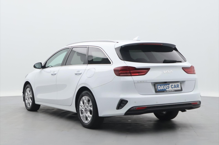 Kia Ceed 1,5 T-GDI 117kW TOP DPH CZ 1.Maj