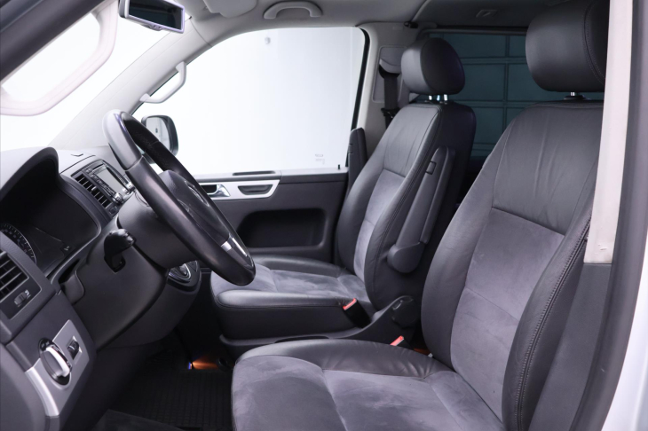 Volkswagen Multivan 2,0 TDI DSG 4M CZ Highline