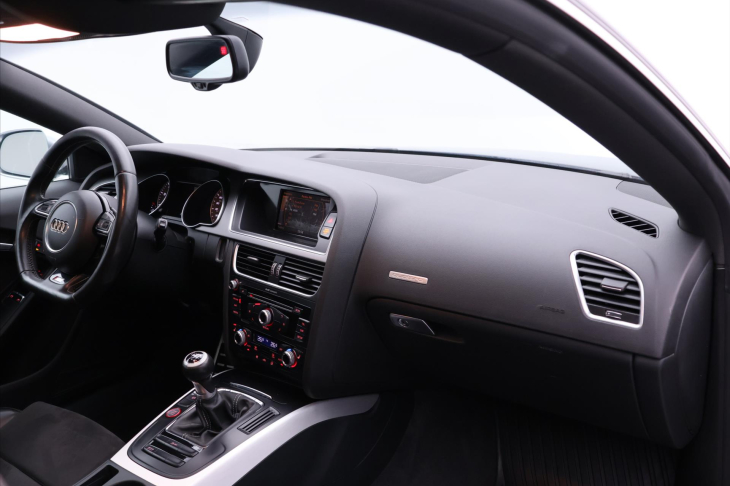 Audi S5 3,0 V6T 245kW quattro