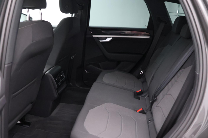 Volkswagen Touareg 3,0 TDI 170kW CZ DPH 1.Maj.