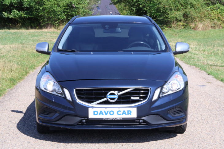 Volvo V60 2,4 D4 V5 Aut. AWD R-design