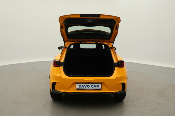 Lexus LBX 1,5 HEV FWD 100kW CZ 1.Maj