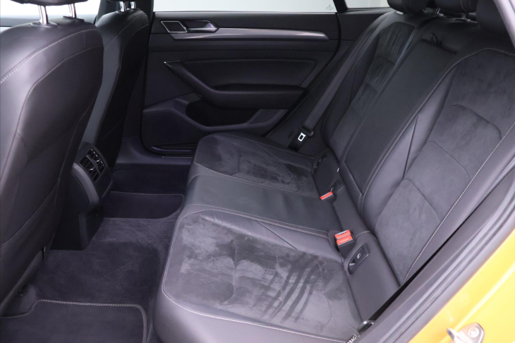 Volkswagen Arteon 2,0 TDI 140KW R-LINE DSG CZ