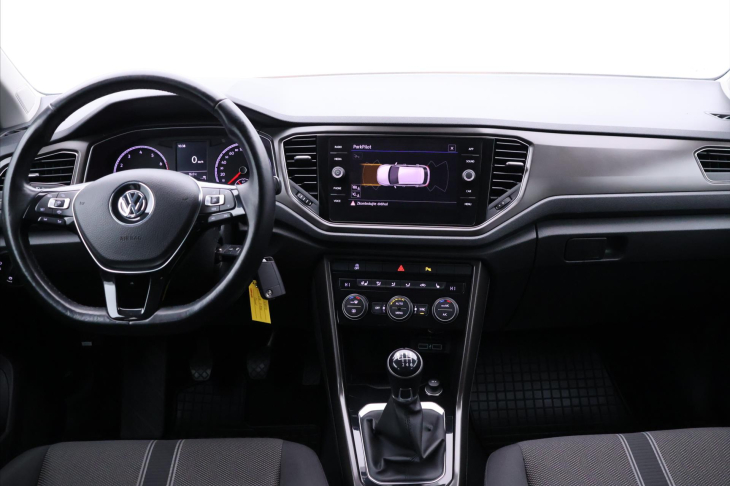 Volkswagen T-Roc 1,0 TSI 85kW Comfort 1.Maj DPH