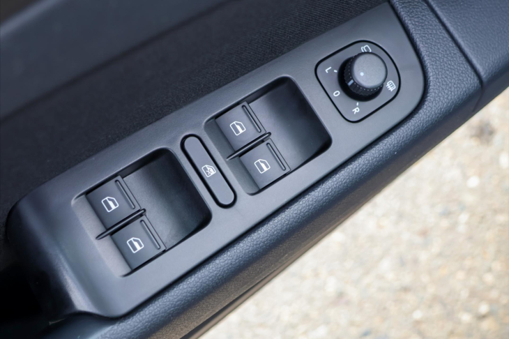 Škoda Superb 2,0 TDI Exclusive Xenon 1.Maj.