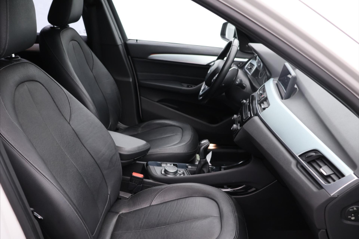 BMW X1 2,0 20d 140kW xDrive Kůže Navi
