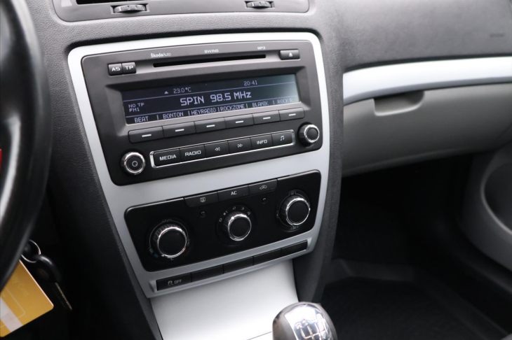 Škoda Octavia 1,4 TSI 90 kW Ambiente