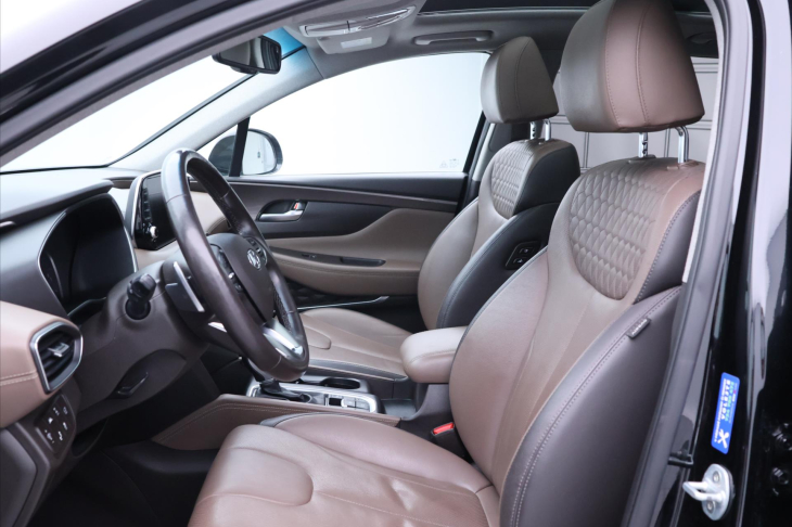 Hyundai Santa Fe 2,2 CRDI 147kW Aut. 4WD Luxury