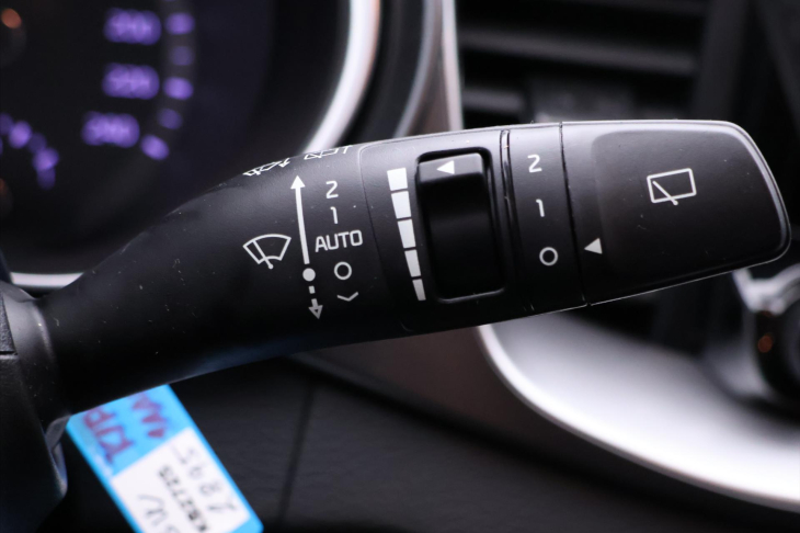 Kia Ceed 1,5 T-GDI 117kW Aut. CZ DPH