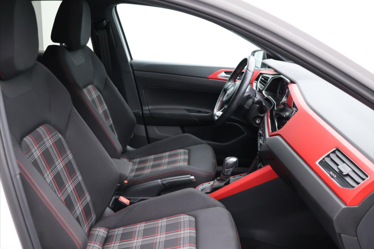 Volkswagen Polo 2,0 TSI GTI DSG Virtual Matrix