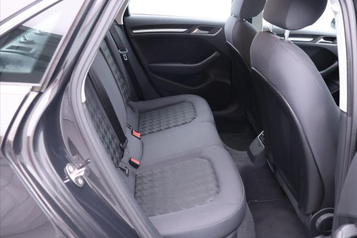 Audi A3 1,4 TFSI ProLine Plus Navi