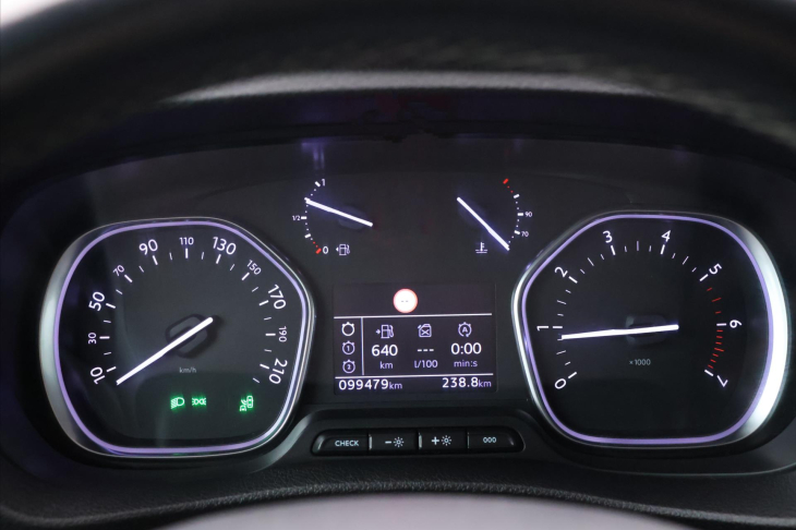 Peugeot Traveller 2,0 HDi 106kW CZ L2 8-Míst DPH