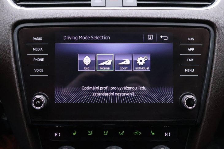 Škoda Octavia 2.0 TDI 110kW DSG L&K LED CZ