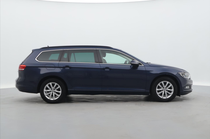 Volkswagen Passat 2.0 TDI 110kW Comfortline