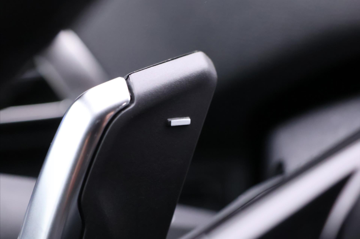 Peugeot 5008 1,2 PT Aut. Allure 7-Míst DPH