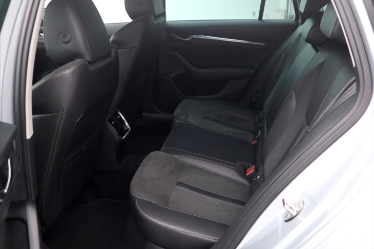 Škoda Octavia 2,0 TDI 110kW DSG Style+ DPH