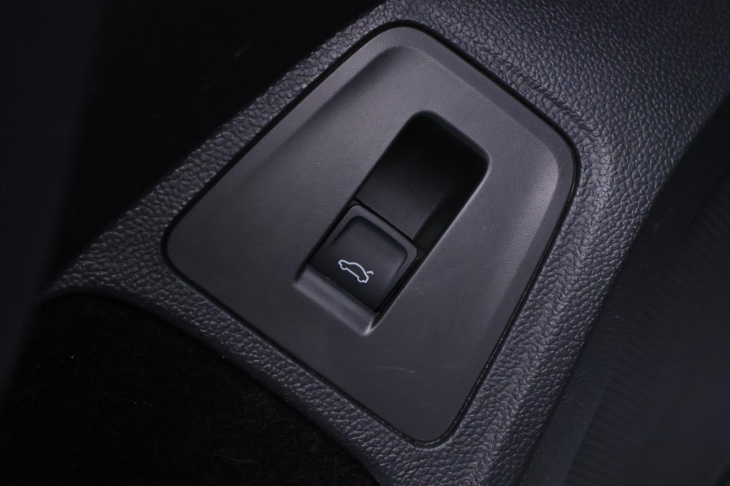 Volkswagen Tiguan 1,5 TSi 110kW DSG Highline CZ