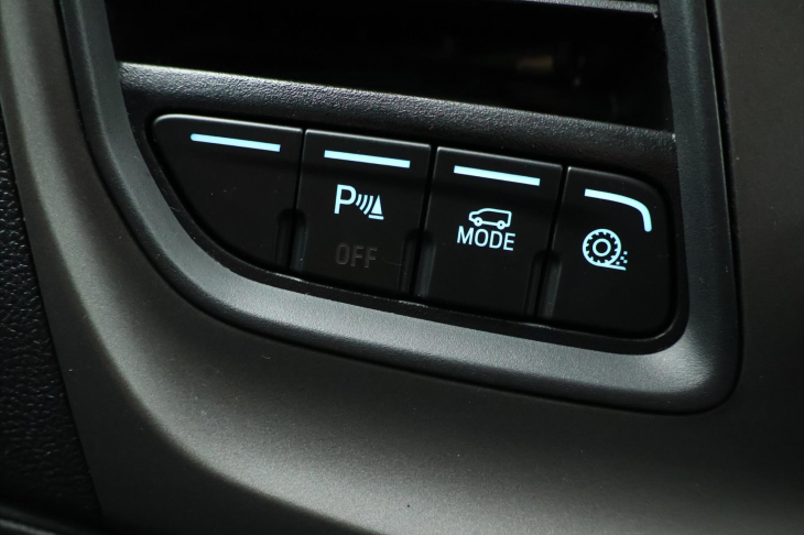 Ford Transit Custom 2,0 TDCi 96kW CZ 1.Maj DPH