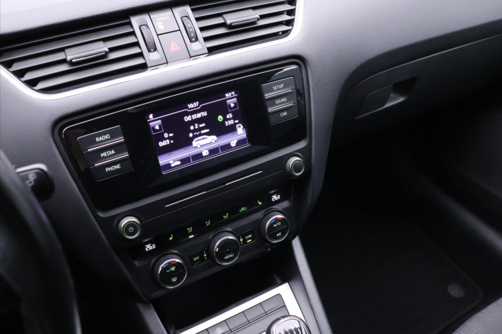 Škoda Octavia 1,6 TDI 81kW Style CZ DPH