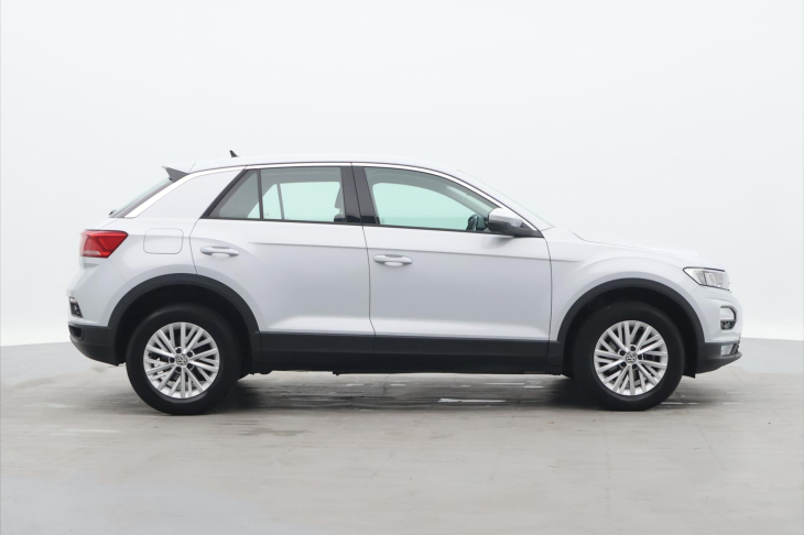 Volkswagen T-Roc 1,5 TSI 110 kW Aut.Klima 1.Maj.
