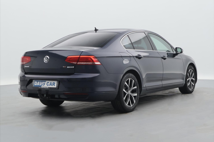 Volkswagen Passat 1.4 TSI 110kW LED DSG Tažné