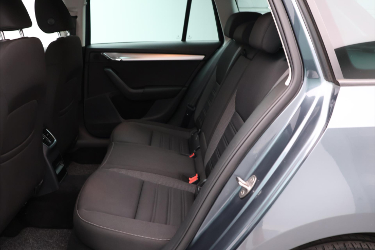 Škoda Octavia 1,6 TDI 85kW Ambition Klima