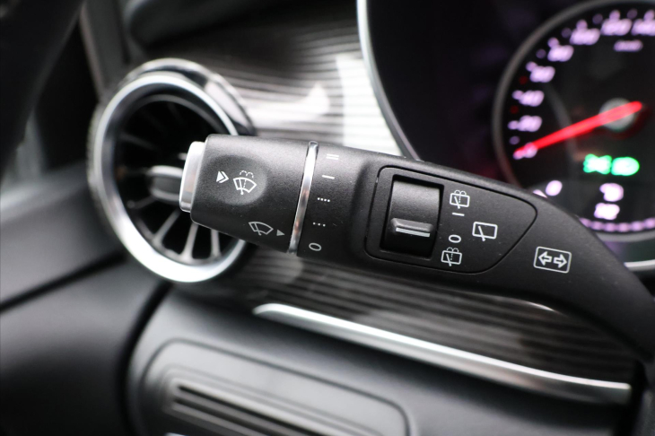 Mercedes-Benz Třídy V 2,0 V 250d 140kW XL autom.  CZ