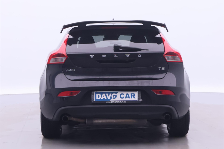 Volvo V40 2,5 T5 187kW Aut. Summum