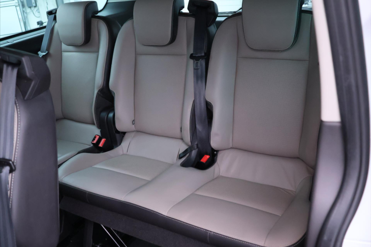 Ford Tourneo Custom 2,2 TDCi 114kW CZ L2 Titanium
