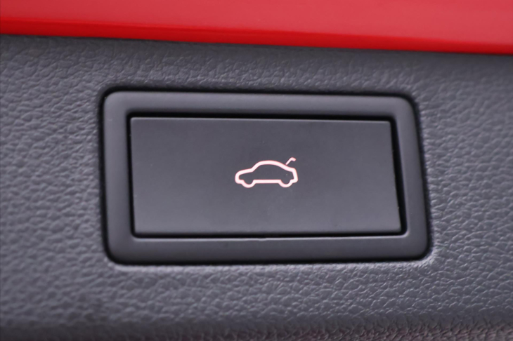 Škoda Kamiq 1,0 TSI 81kW DSG Motorsport CZ