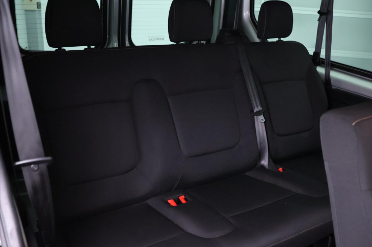 Renault Trafic 1,6 DCi 89kW Klima 9-Míst L2