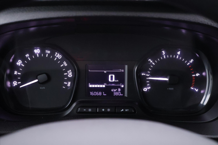 Toyota ProAce 2,0 D-4D 90kW L2 6-míst CZ DPH