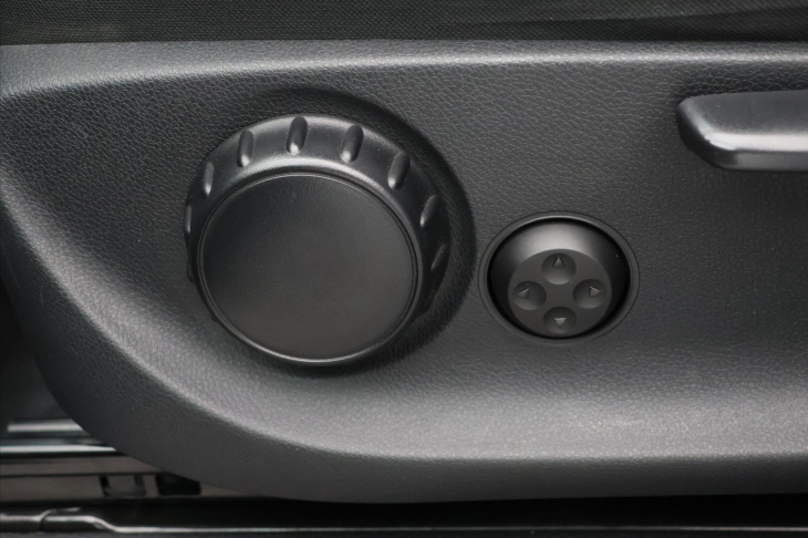 Mercedes-Benz Třídy V 2.0 250d Aut. Avantgarde XL LED